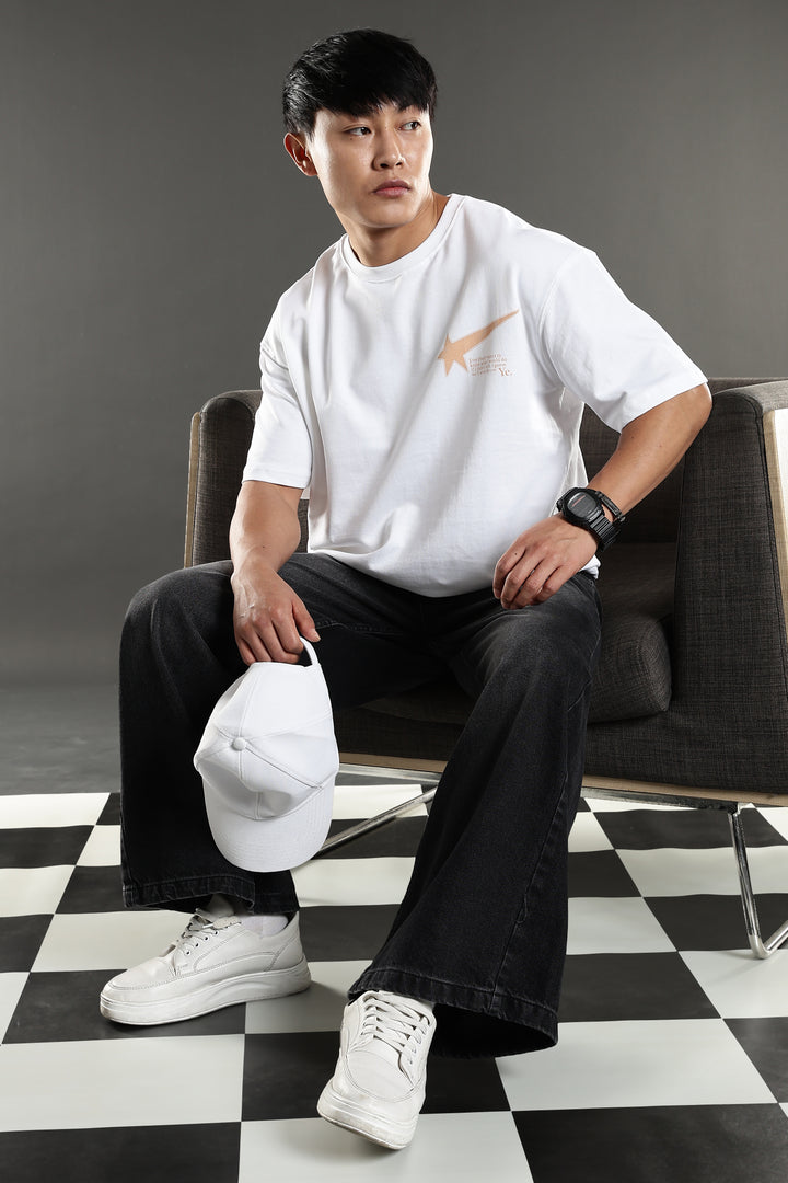 Kanye: White Oversized T-shirt
