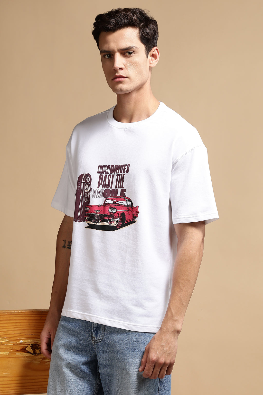 Suspect: White Oversized T-shirt