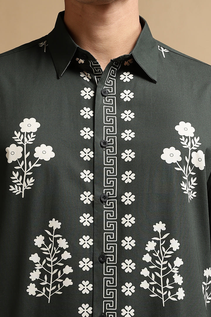 Lincoln green Shirt