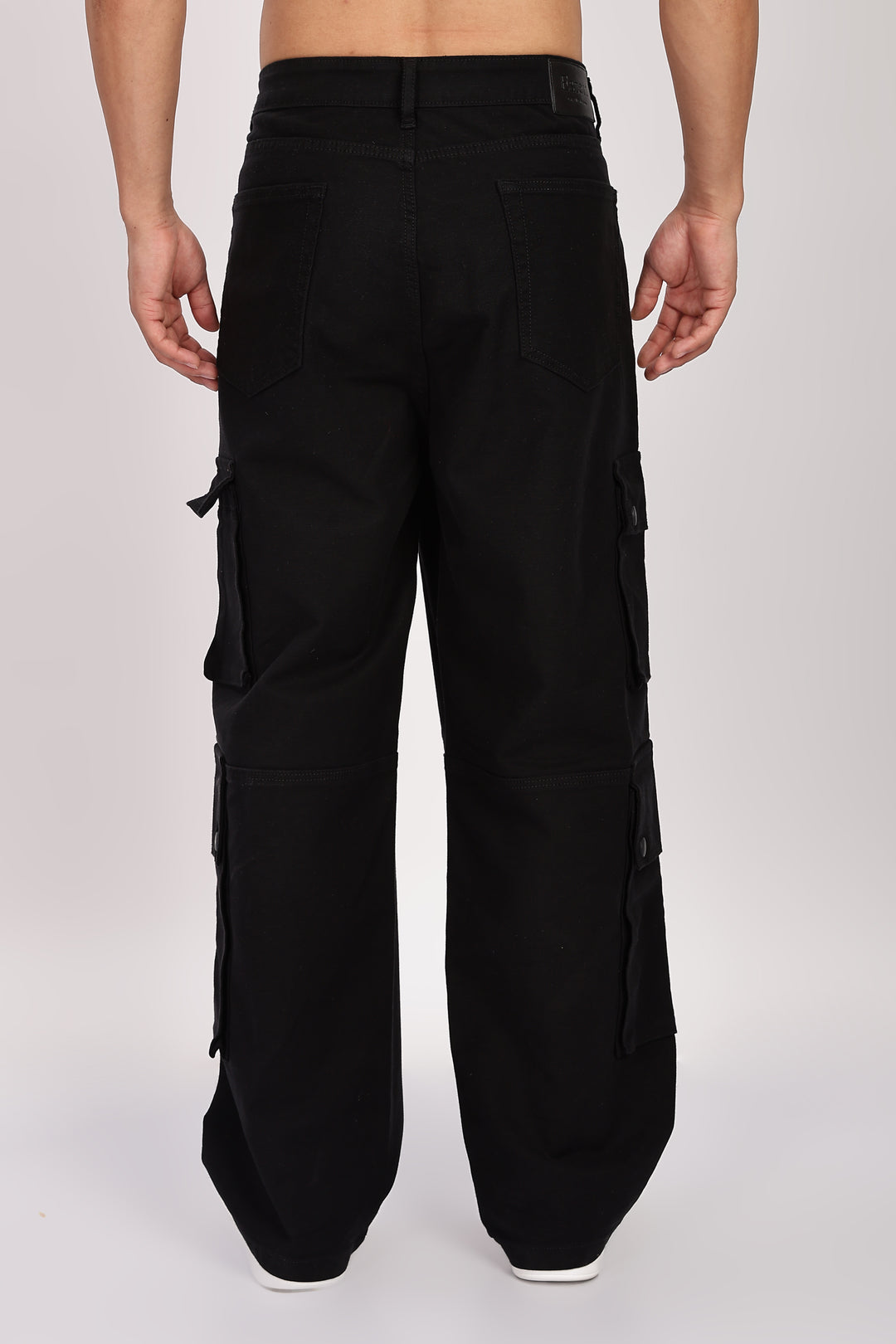 Classic: Black Twill Cargo Pants