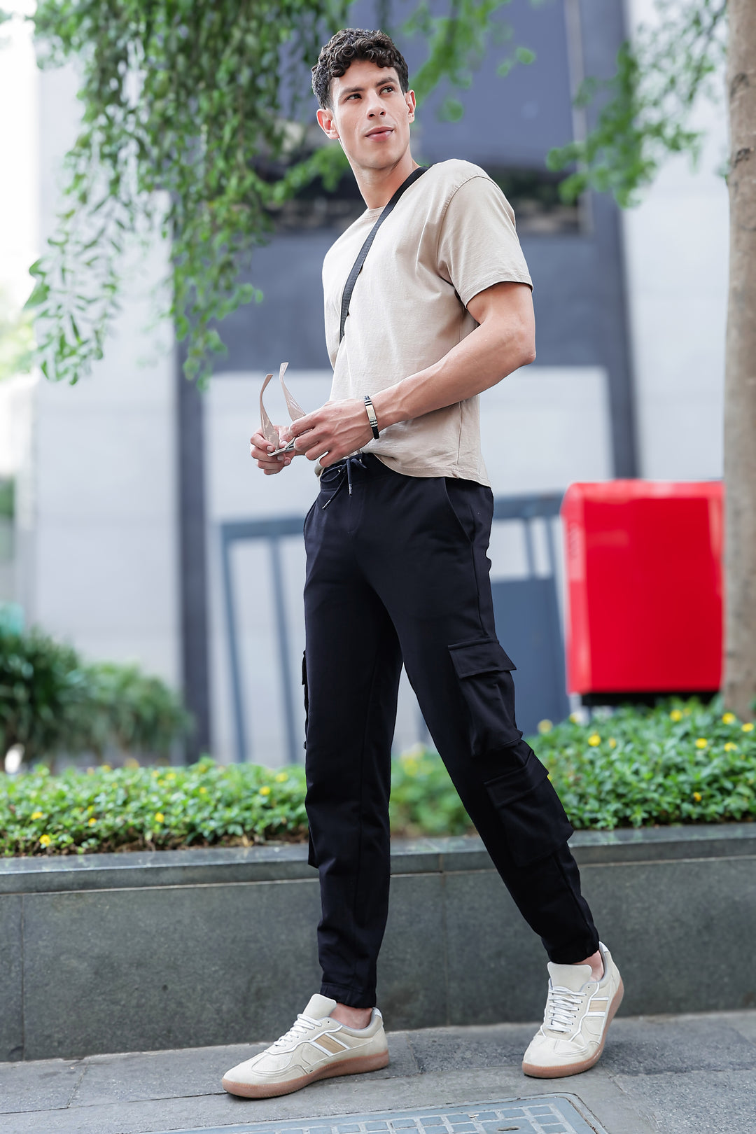 Multi Pockets: Black Cargo Joggers