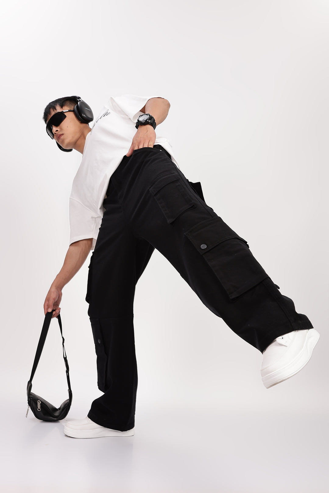 Classic: Black Twill Cargo Pants