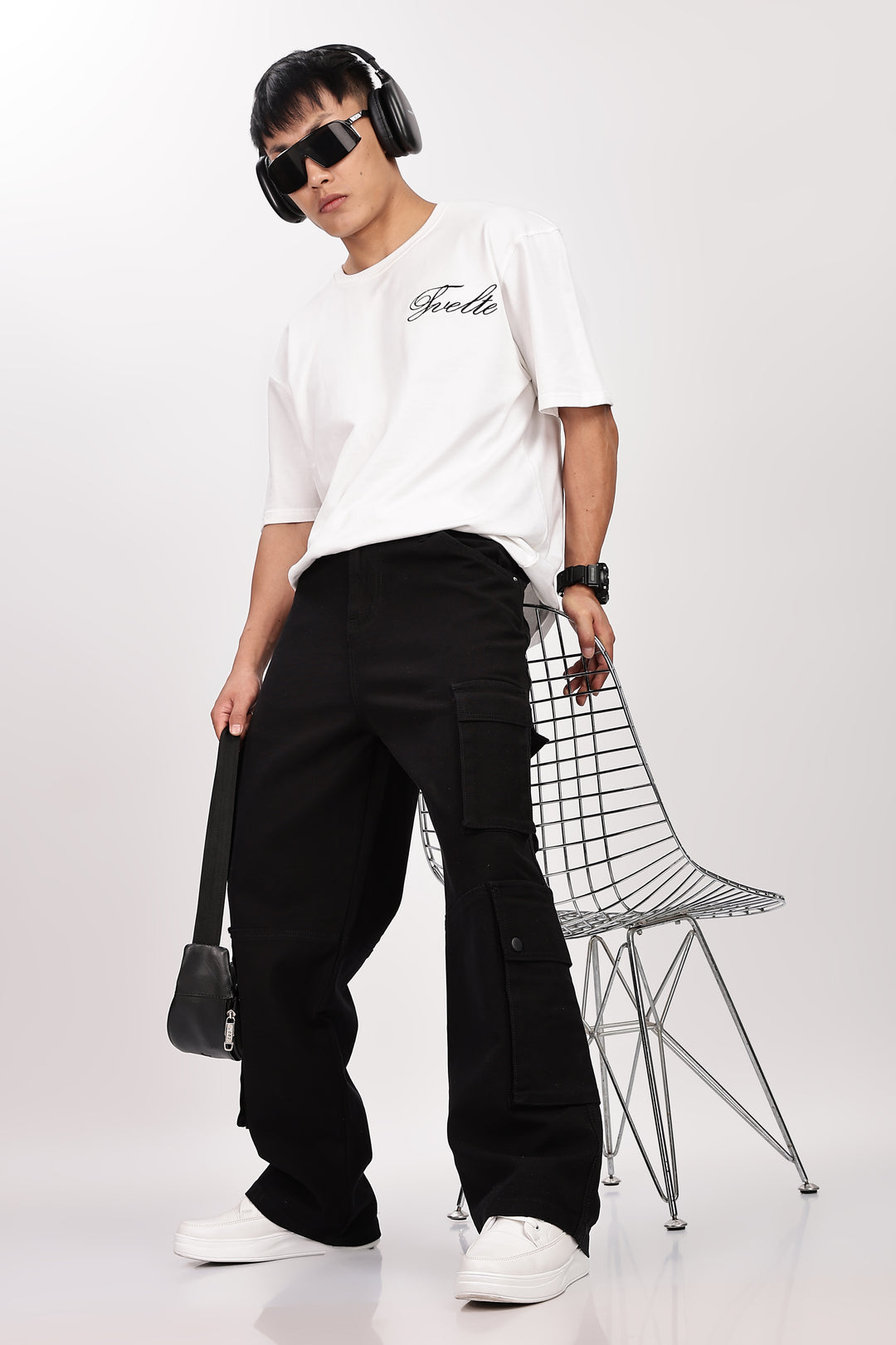 Classic: Black Twill Cargo Pants