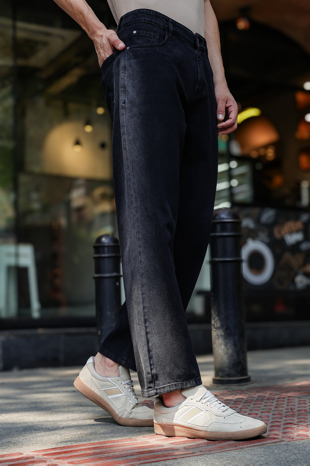 Side Faded: Black Jeans