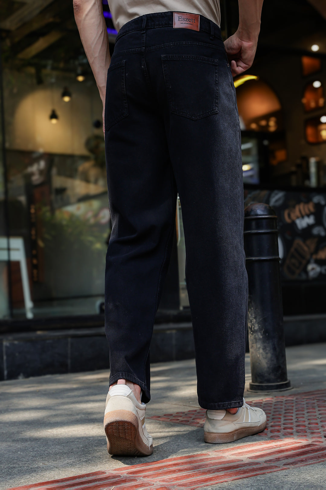 Side Faded: Black Jeans
