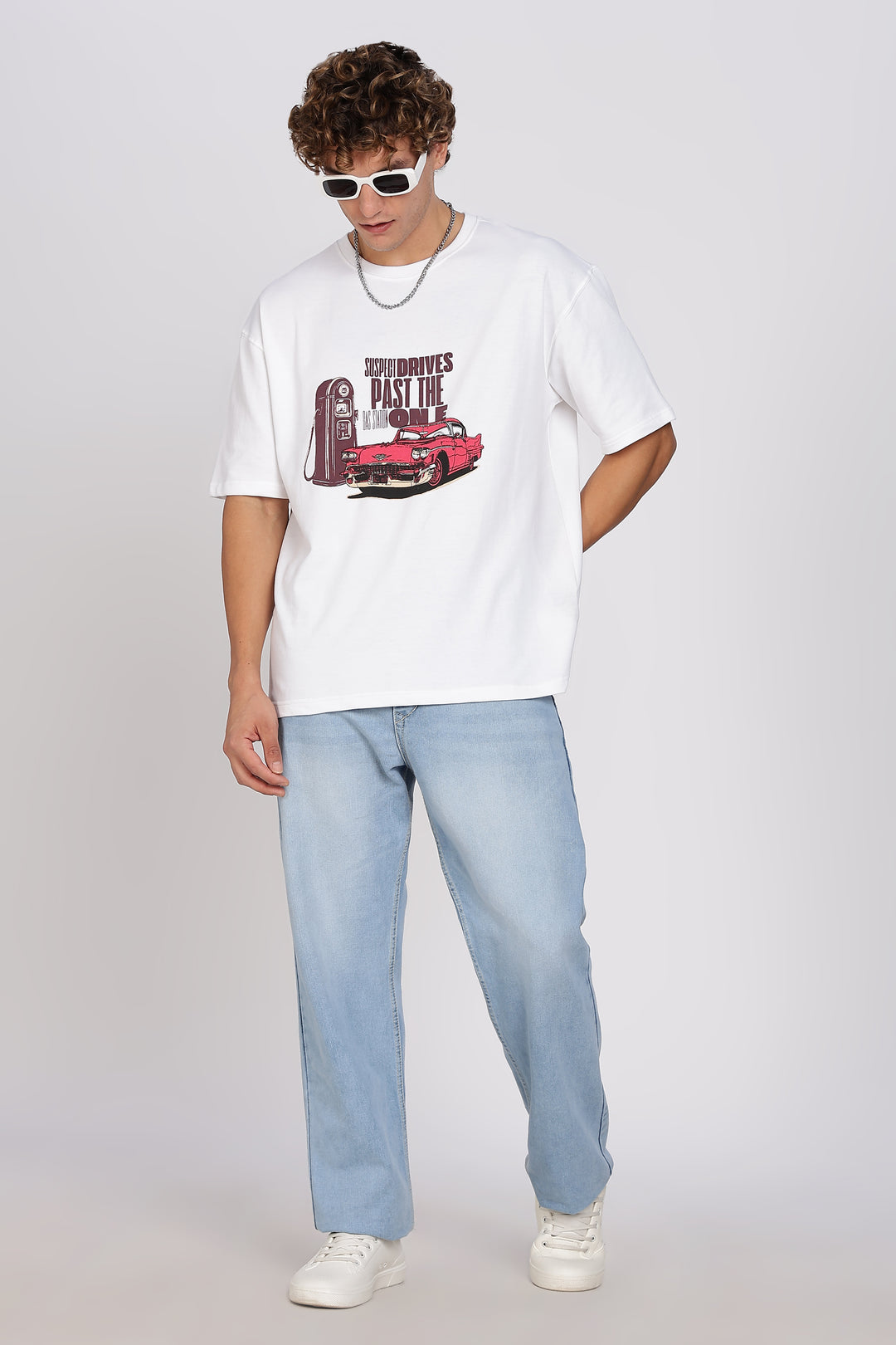 Suspect: White Oversized T-shirt