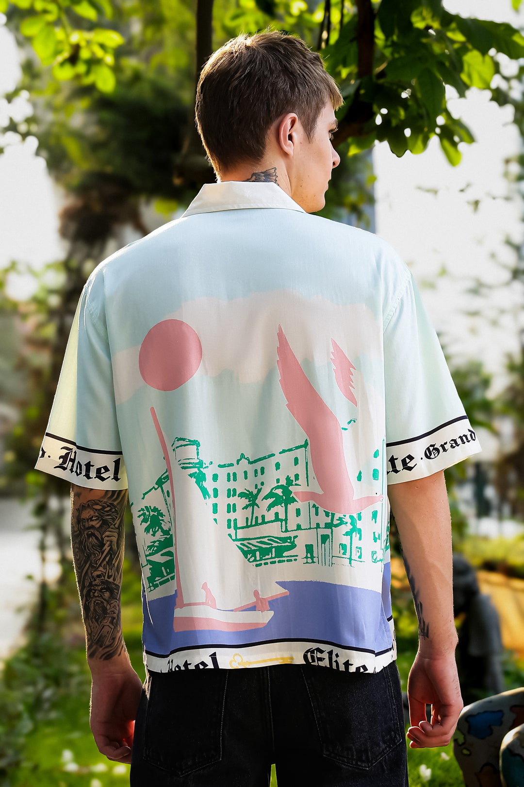 Elite Grand Hotel : Oversized Printed Shirt
