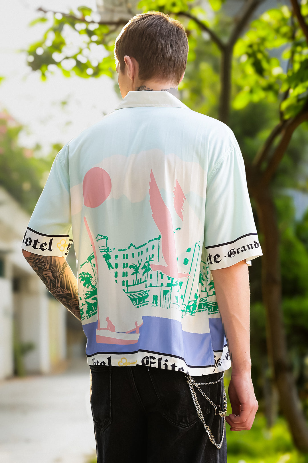 Elite Grand Hotel : Oversized Printed Shirt