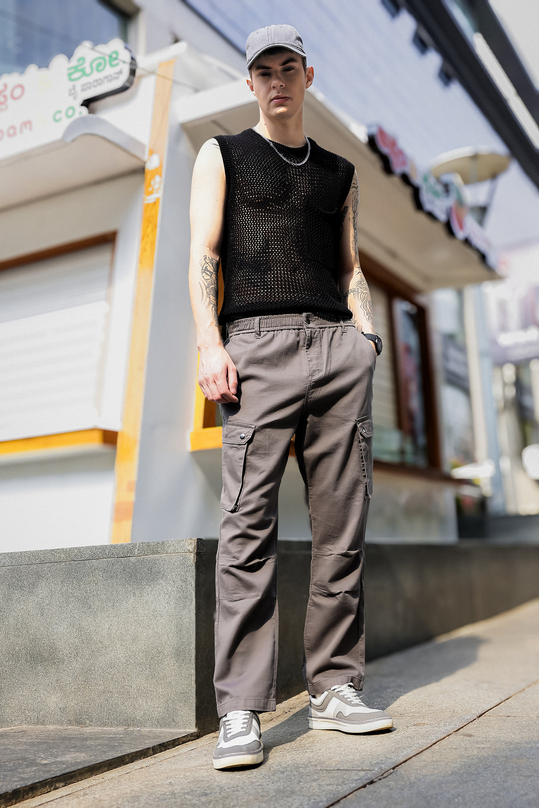 Combat : Dark Grey Regular Fit Cargo Pants