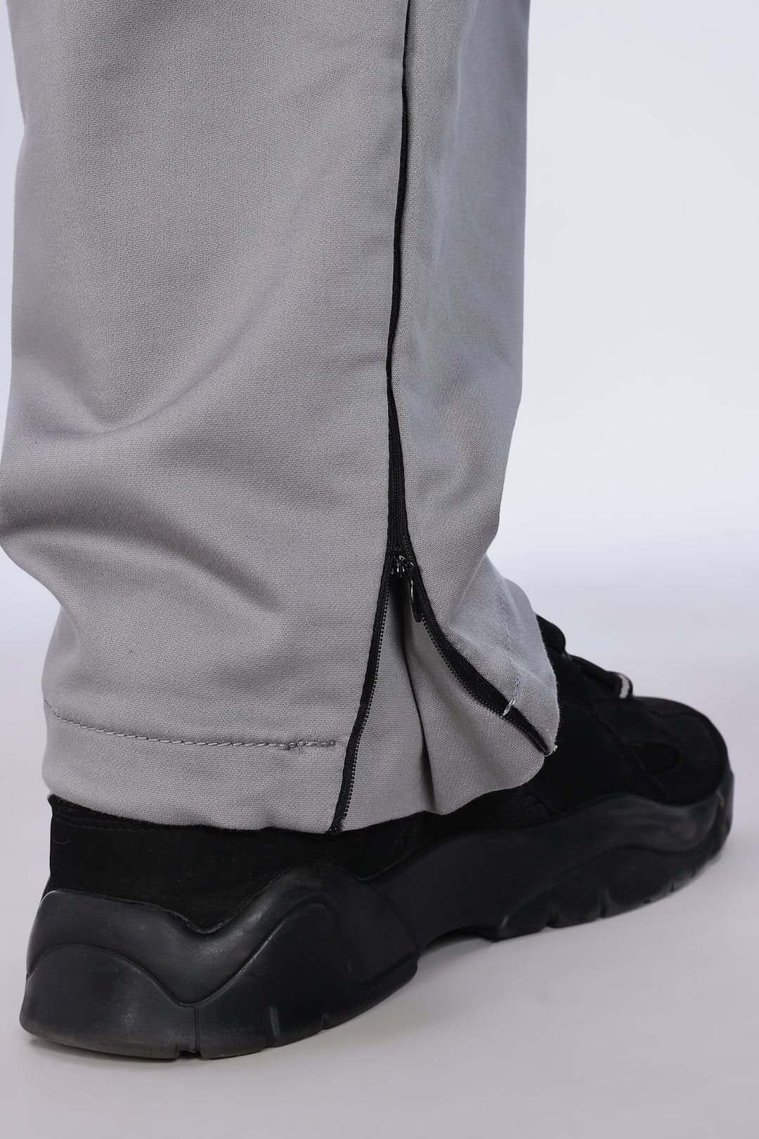 Superior Baggy Grey Cargo Pants