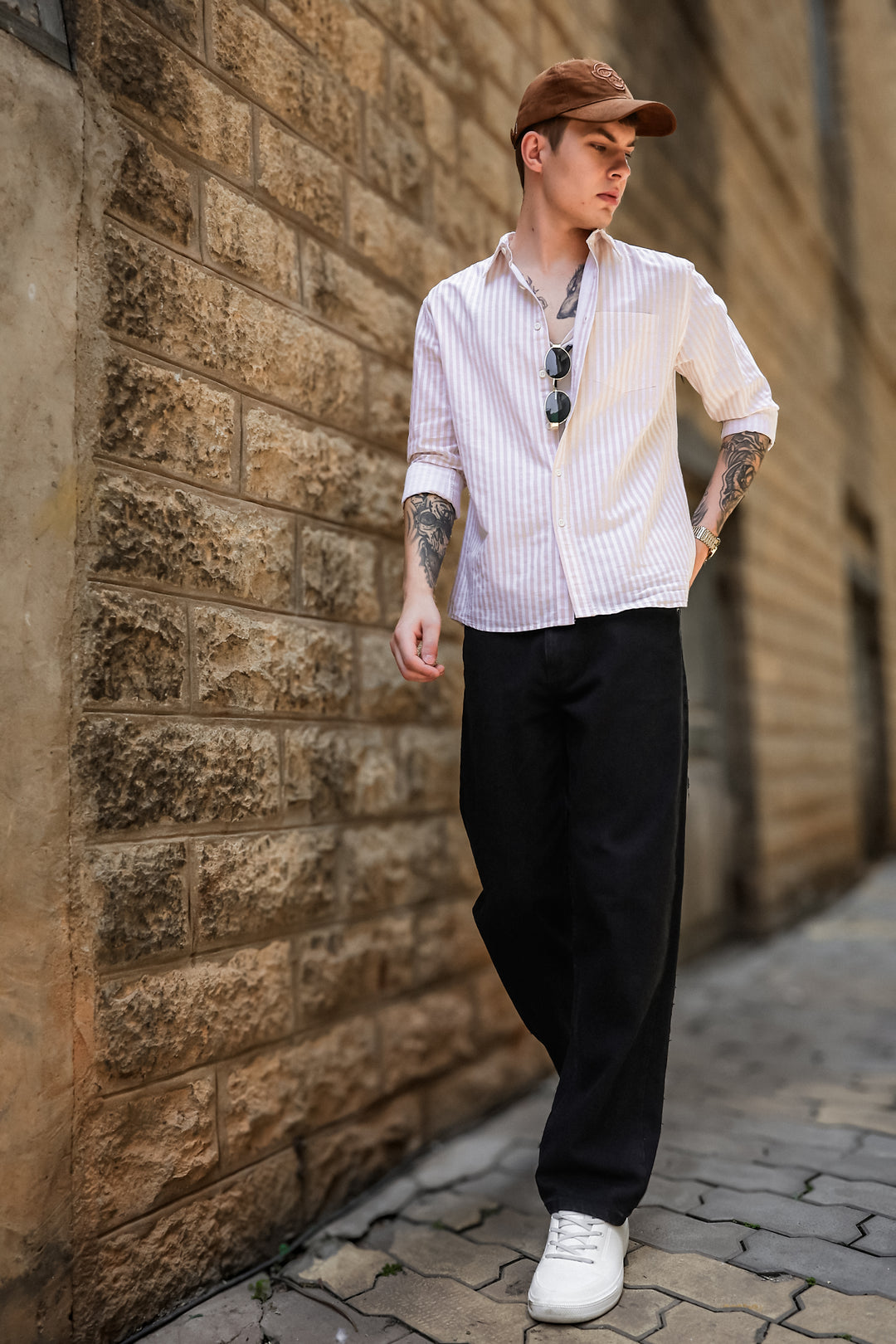 Streaks: Peach shirt