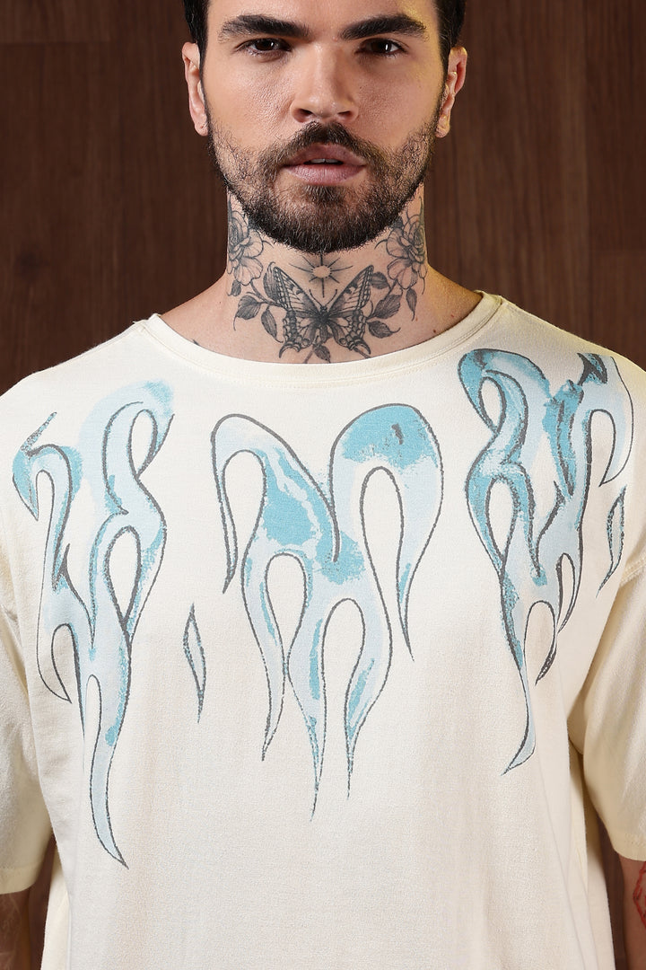 Blue Flames: cream Oversized T-shirt