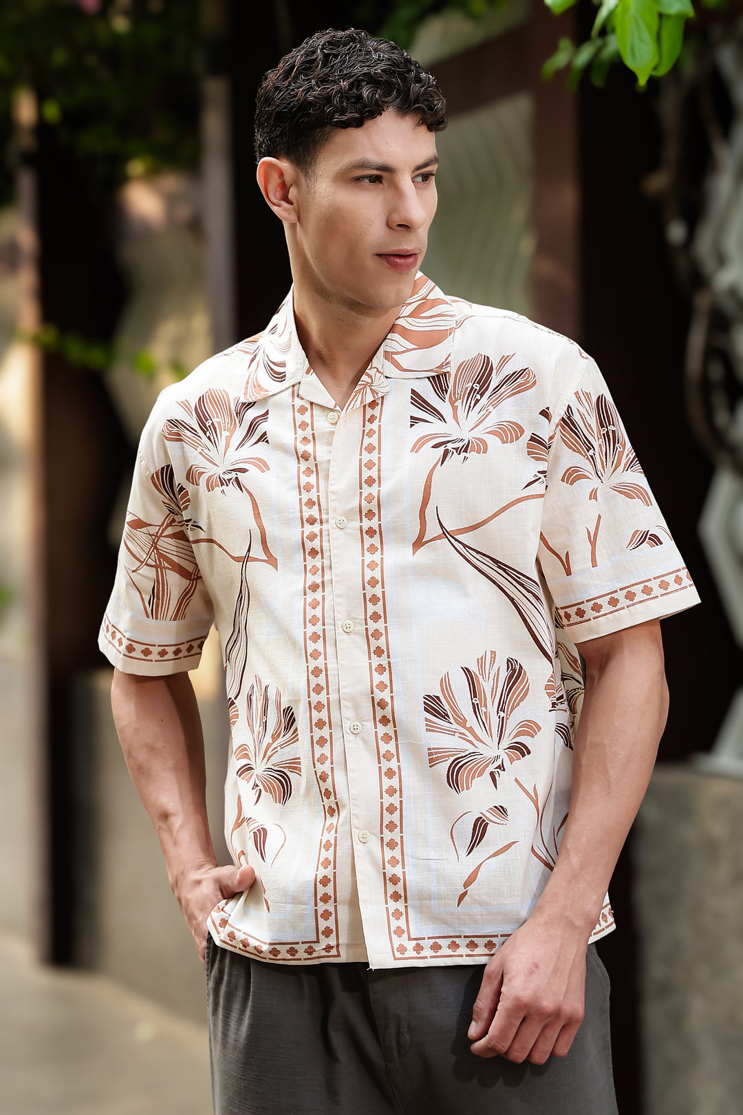 Woodcut Floral Printed Oversized Shirt