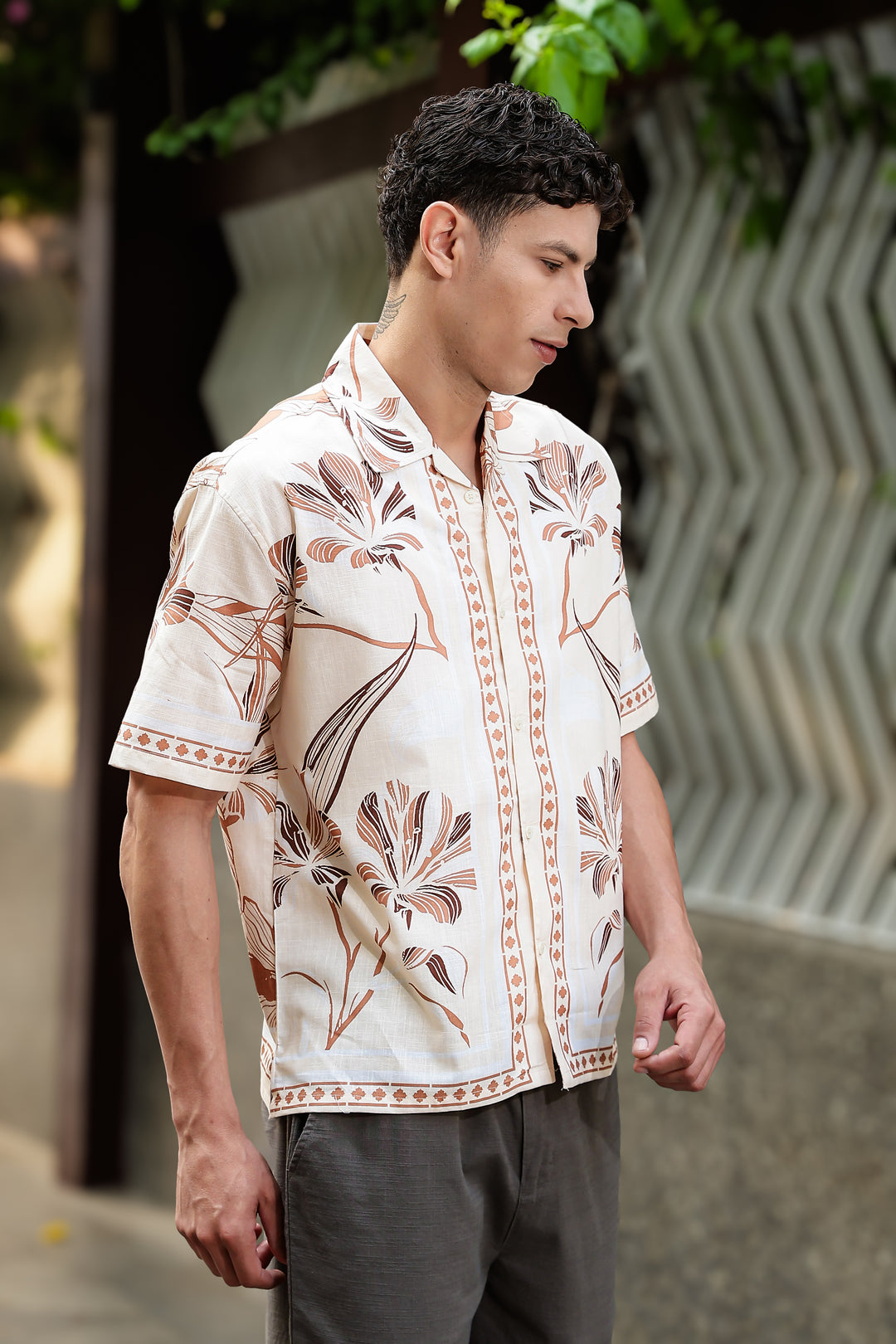 Woodcut Floral Printed Oversized Shirt
