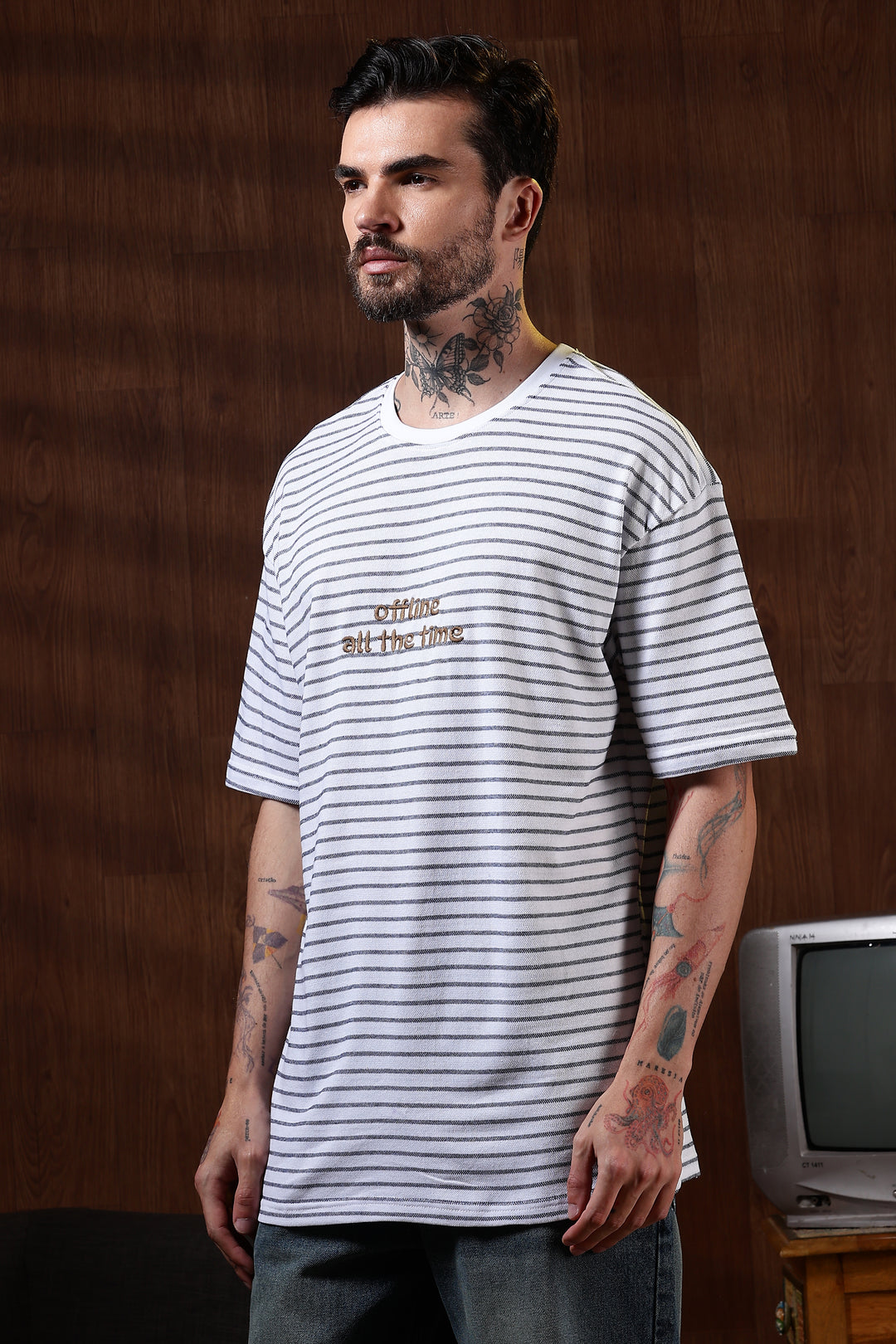 Offline: White Stripes Embroidery Oversized T-shirt