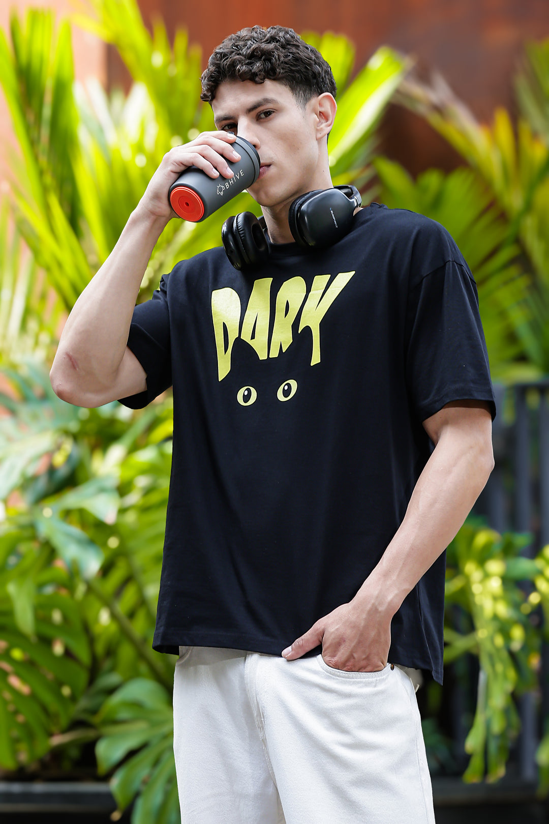 Dark: Oversized T-shirt