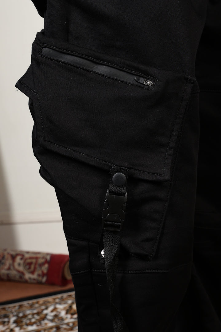 Superior Baggy Black Cargo Pants