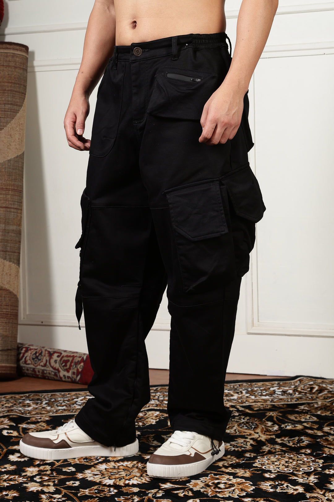 Superior Baggy Black Cargo Pants