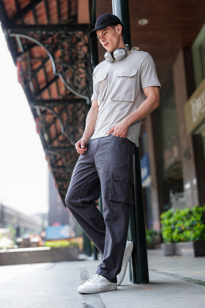 Essentials : Grey Cargo Pants