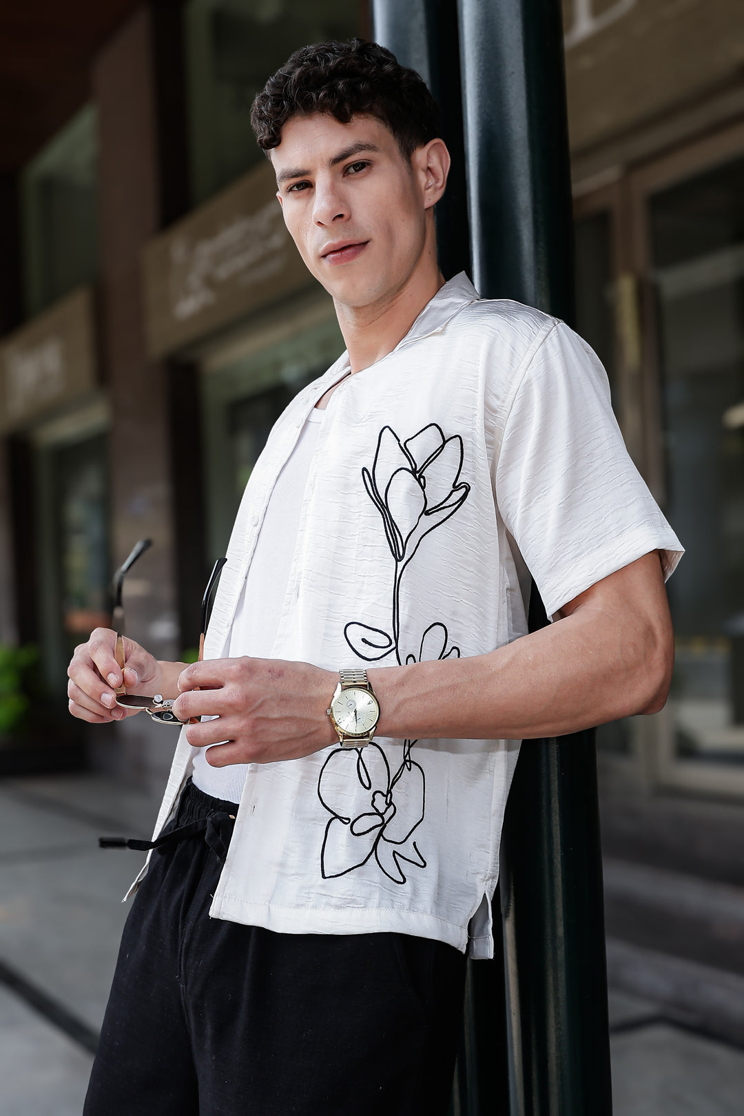 Sacred lotus : Embroidery Textured Fabric Cuban Shirt