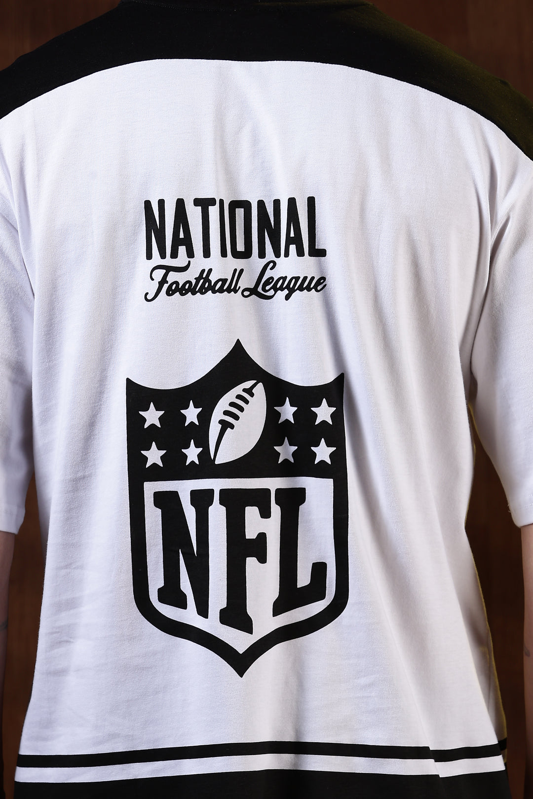NFL: Black & White Oversized T-shirt