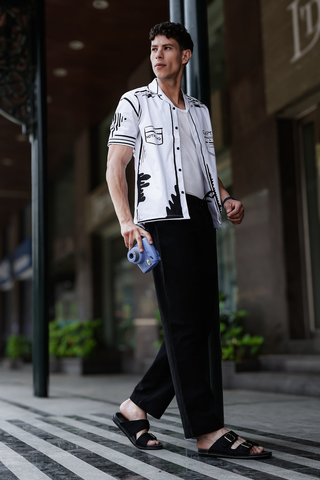 Outline : White Cuban Shirt