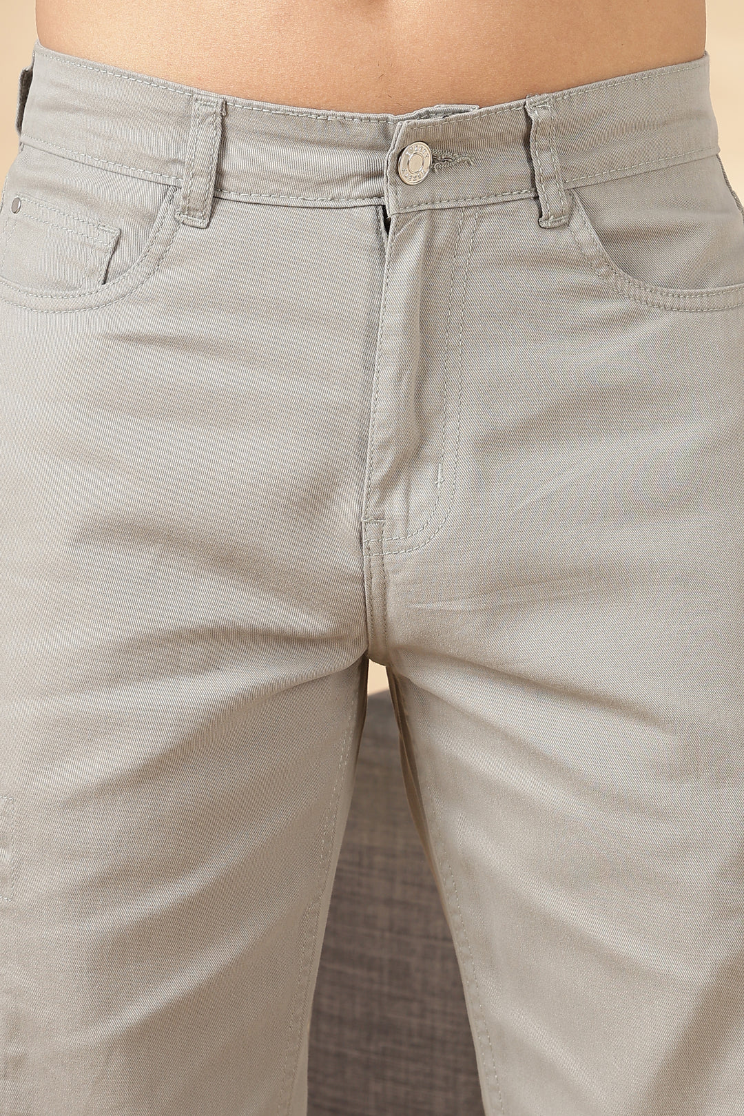 Essentials : Cream Cargo Pants