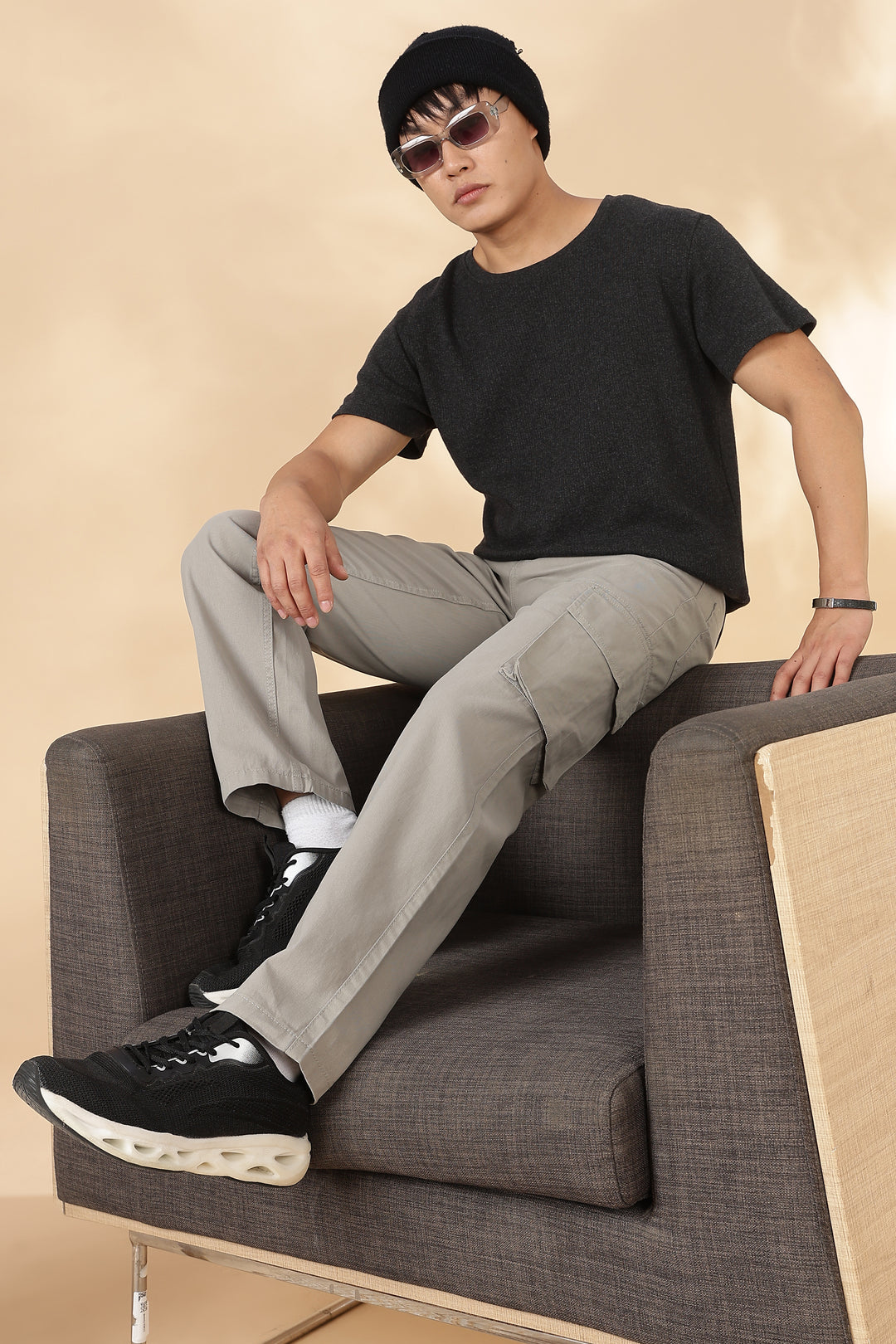 Essentials : Cream Cargo Pants