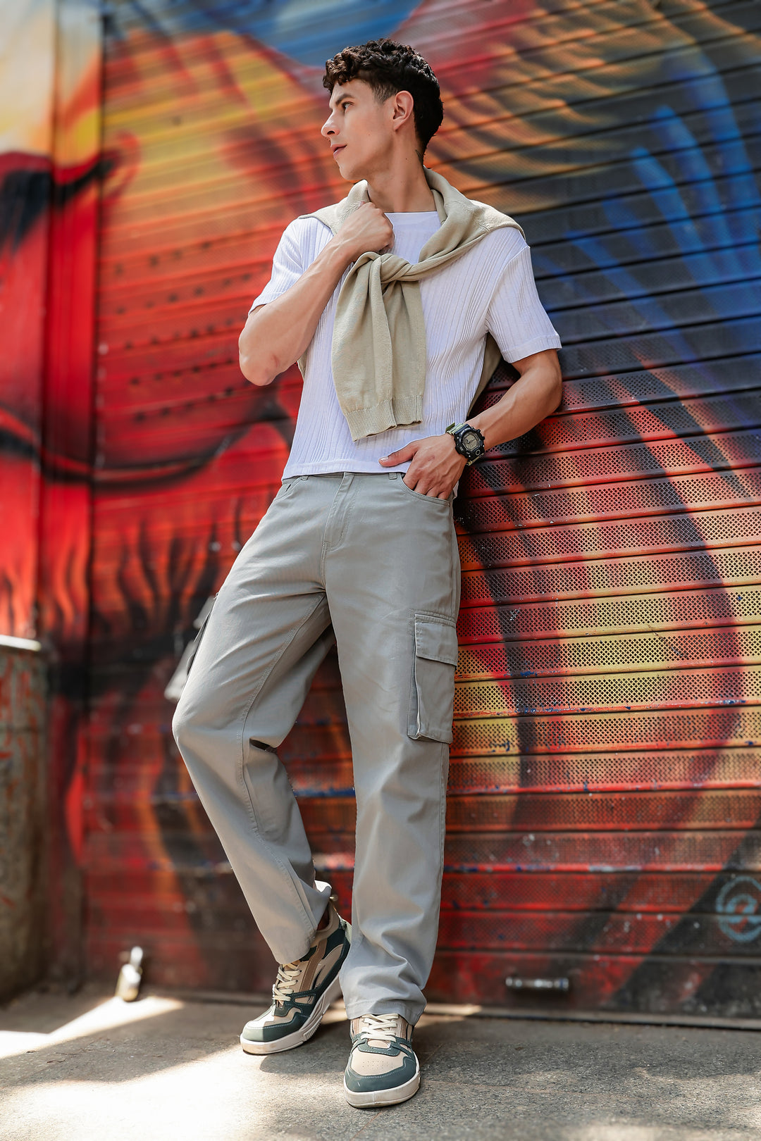 Essentials : Cream Cargo Pants