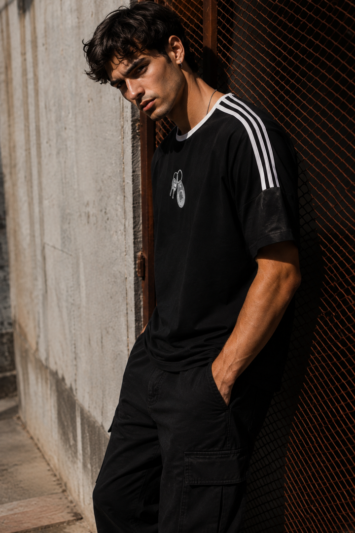 Grey Keychain: Black Oversized T-shirt