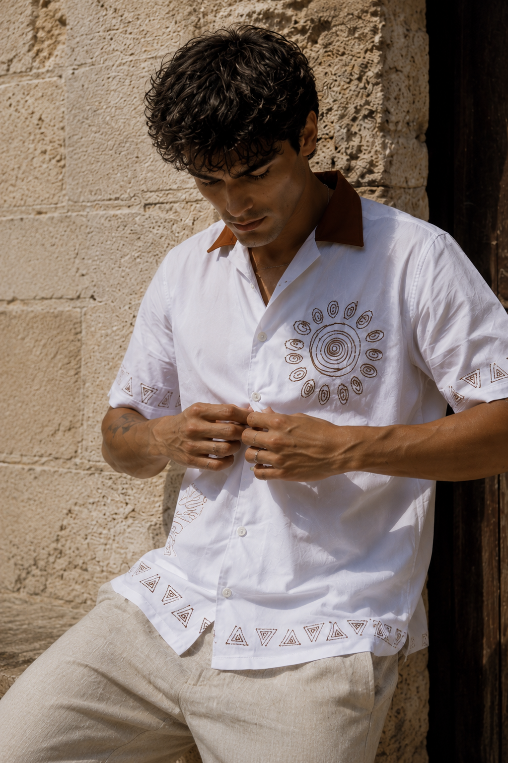 Sun: White Embroidery Cotton Cuban Shirt