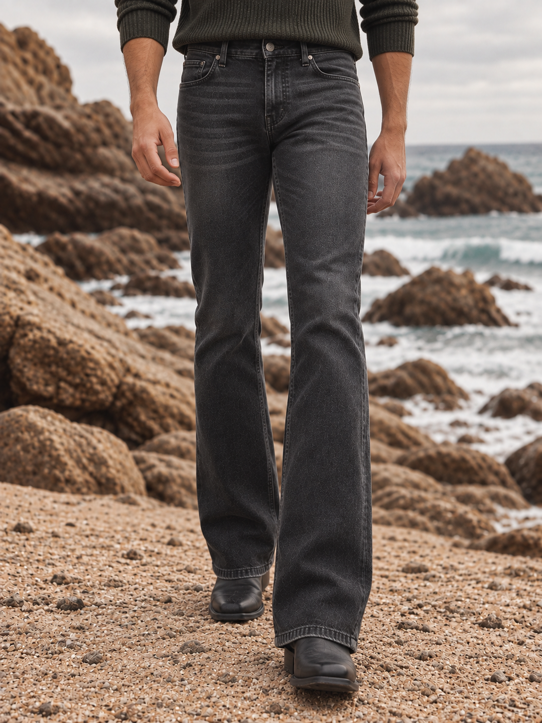 Bootcut : Black Washed Jeans