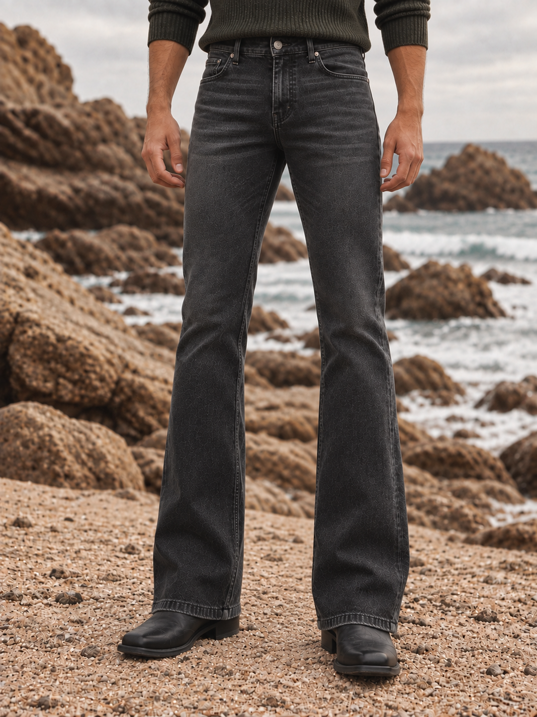 Bootcut : Black Washed Jeans