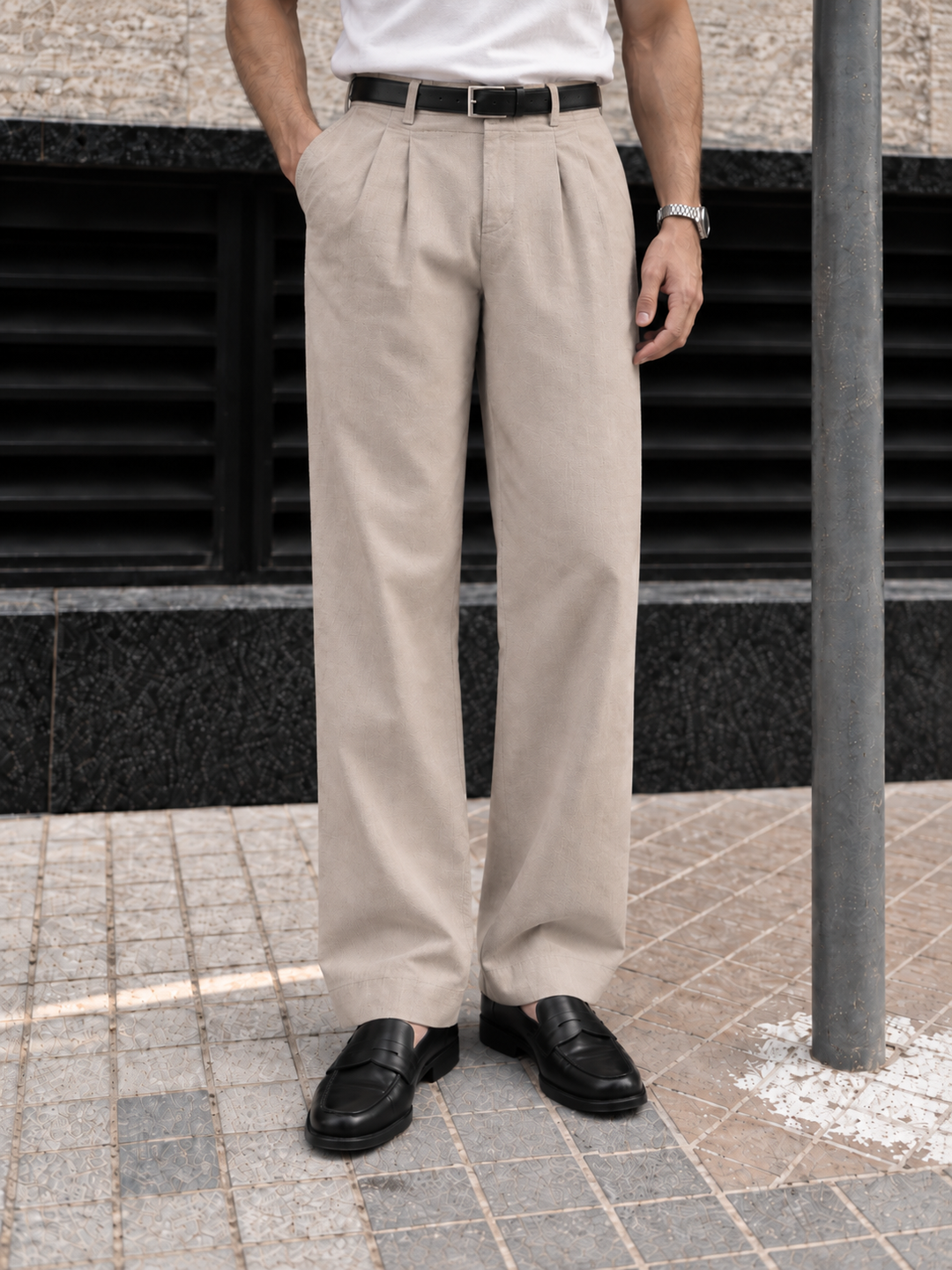 Linen : Pleated Beige Baggy Trousers