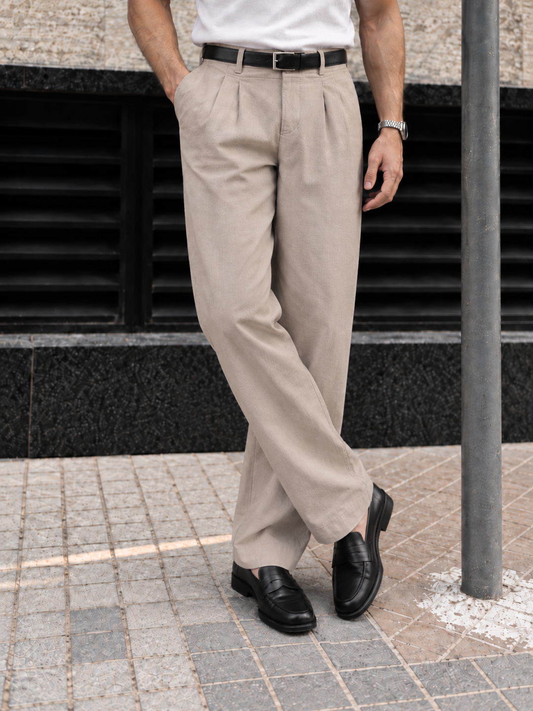 Linen : Pleated Beige Baggy Trousers