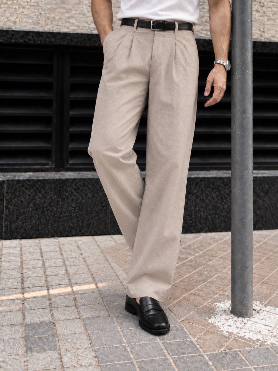 Linen : Pleated Beige Baggy Trousers