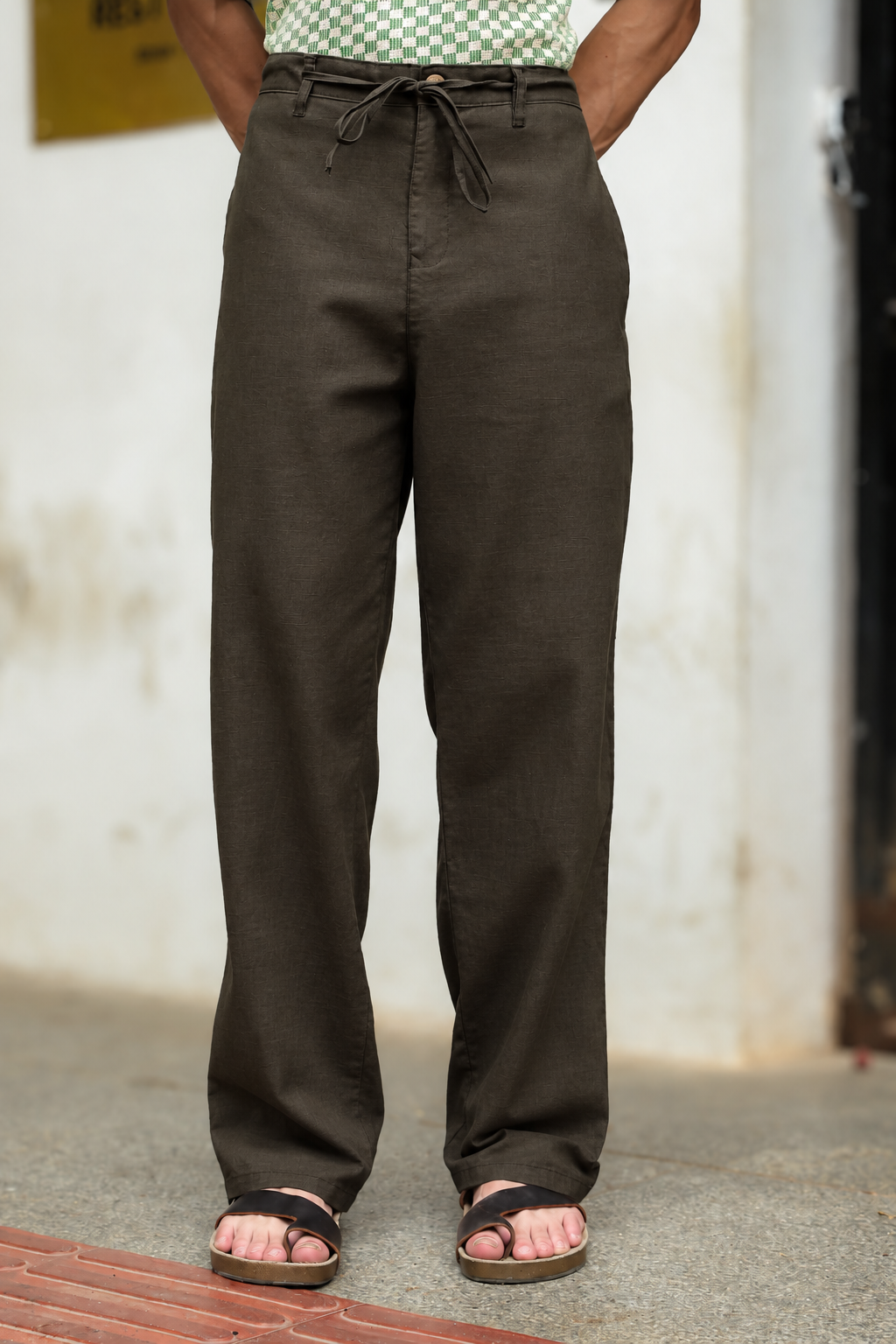 Linen : Dark Olive Relaxed Fit Trousers