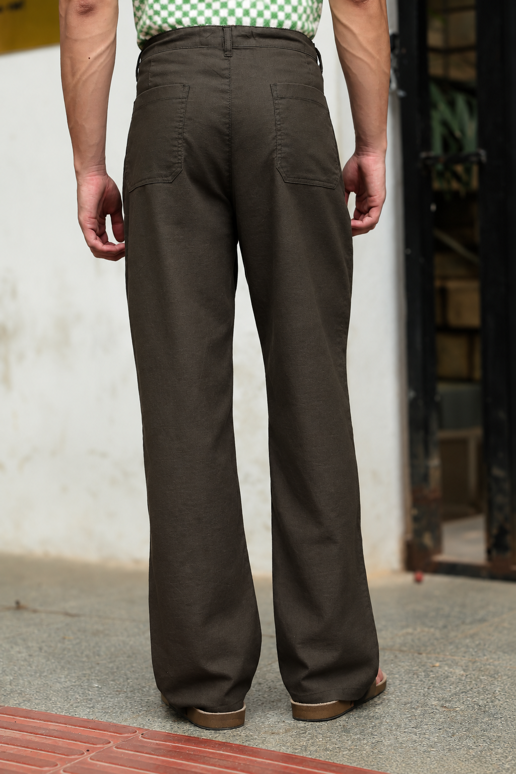 Linen : Dark Olive Relaxed Fit Trousers