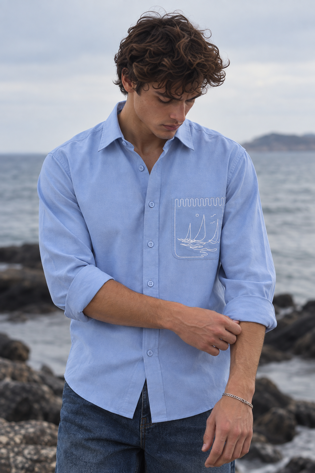 Pocket Yacht Embroidery : Linen Blue Shirt