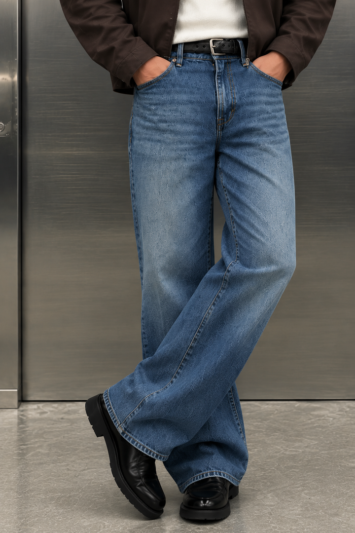 Denims : Bootcut Pop wash Jeans