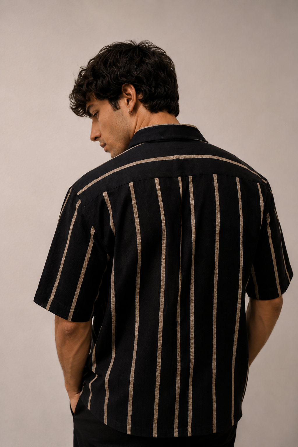 Jute: Black Oversized Shirt