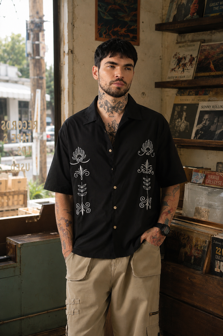 Artwork : Embroidery Black Shirt
