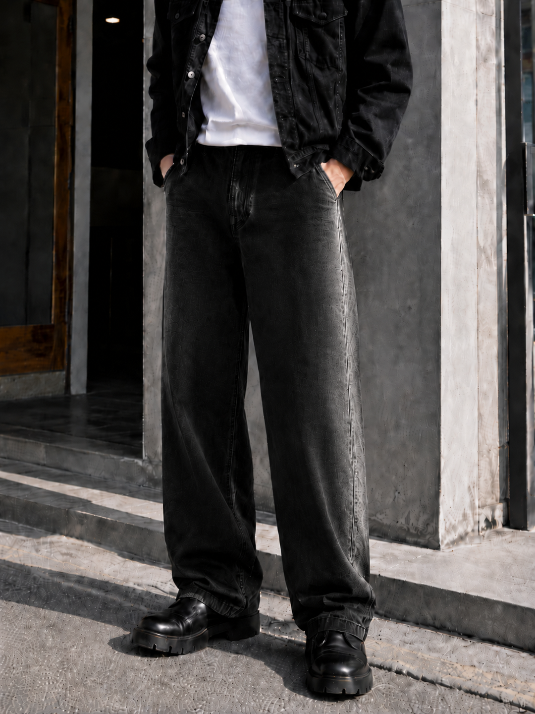 Side Faded: Black Jeans