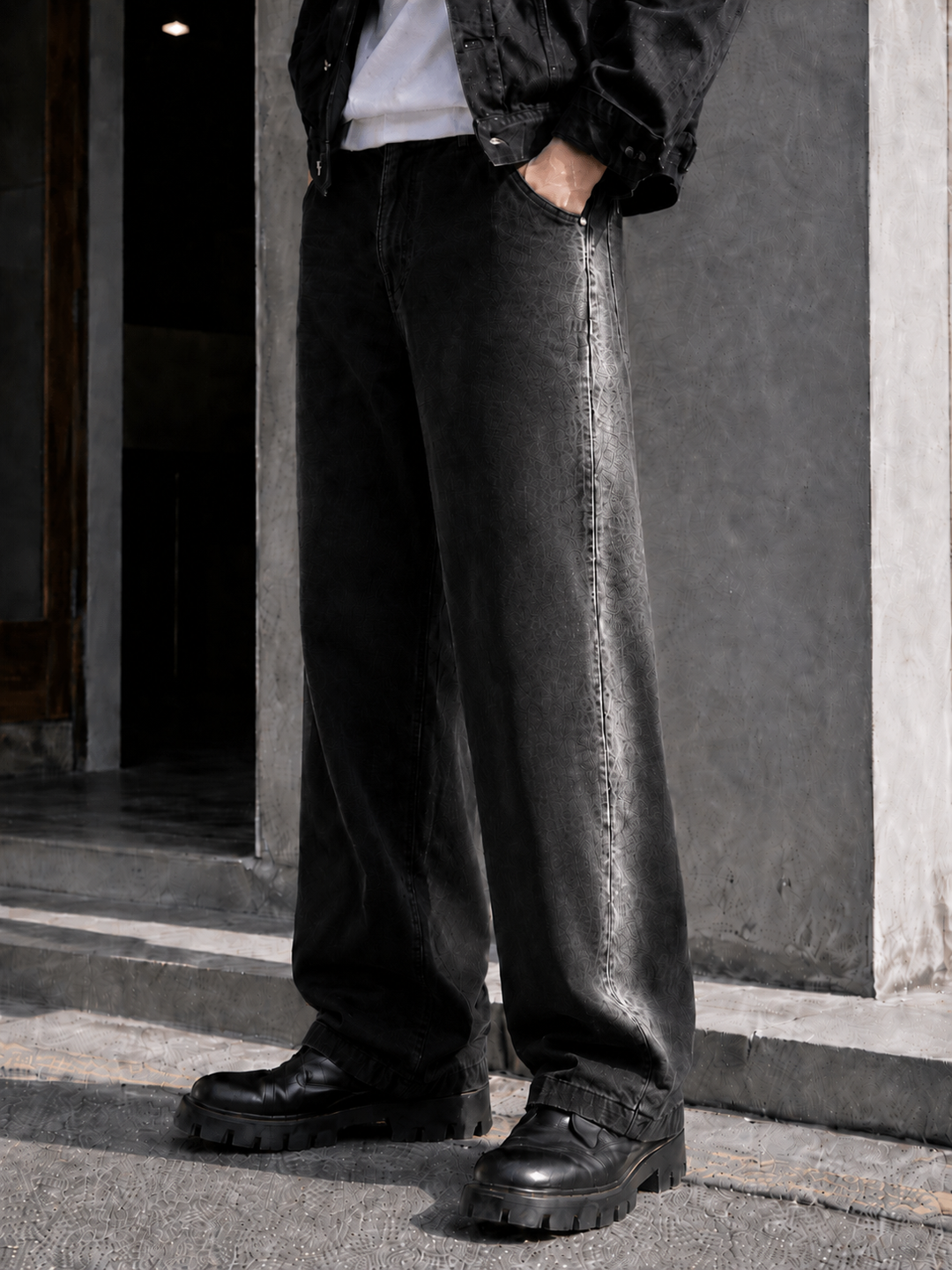 Side Faded: Black Jeans