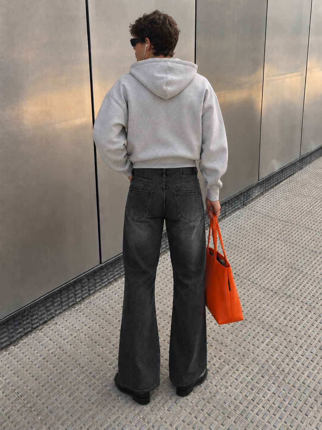Bootcut : Black Washed Jeans