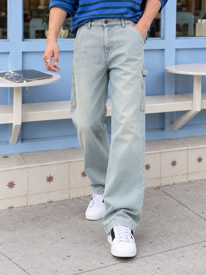 Light Blue Baggy Jeans Street Style