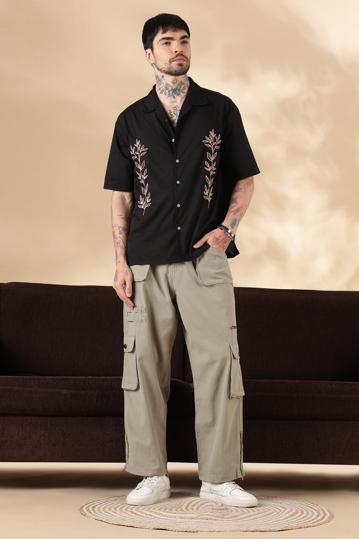 Root : Embroidery Black Shirt