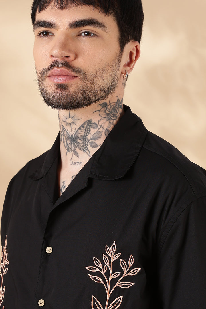 Root : Embroidery Black Shirt