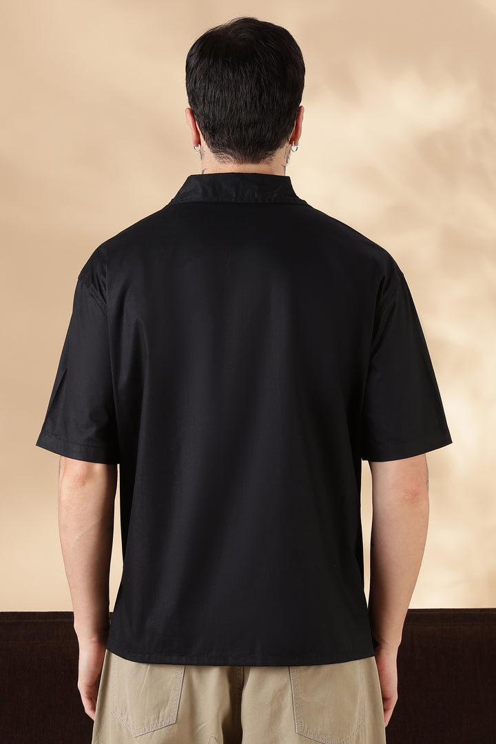 Colony : Embroidery Black Shirt