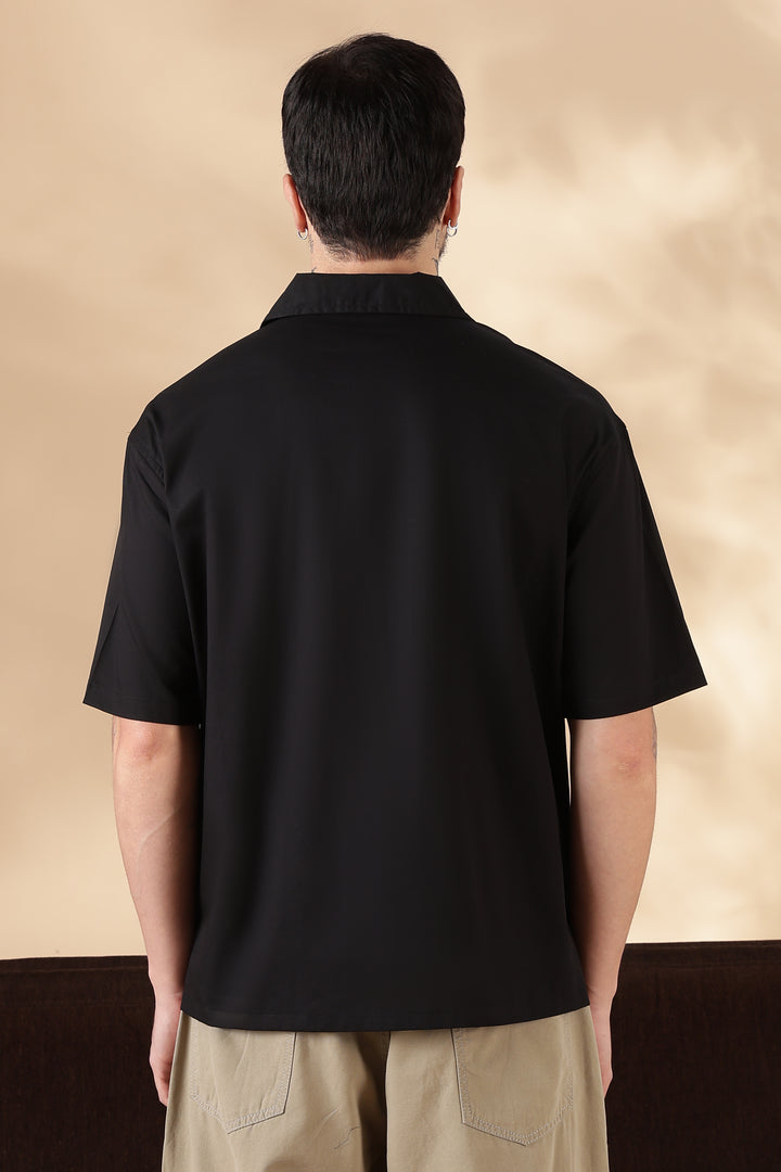 Colony : Embroidery Black Shirt